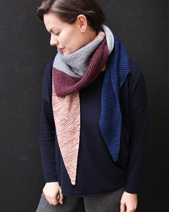 Vinkelsjal (knitted)